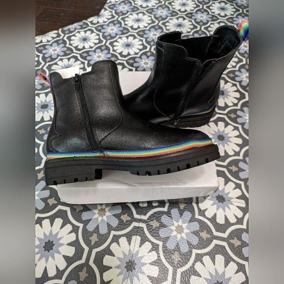 Kurt Geiger birdies Chelsea boots - Picture 1 of 4